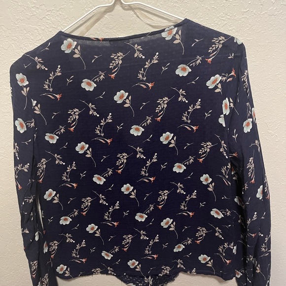 Navy work top with tie front - Picture 2 of 2